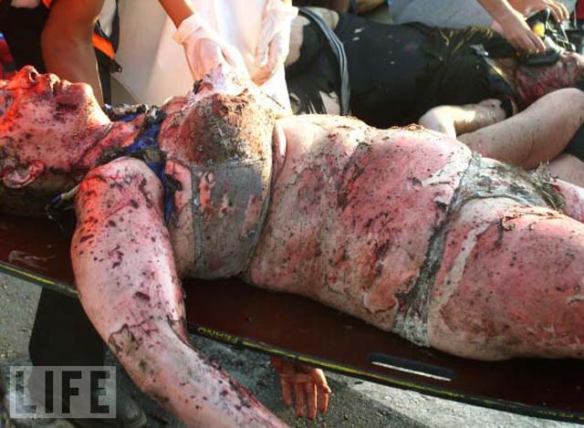 این هم یک بمب گذاری  اسلامی است که یک فلسطینی در ۱۲ ژوئیه ۲۰۰۵ در مرکز خرید شهر نتانیا دراسرائیل گذاشته است. هرگونه قضاوت در مورد این کار زشت و نا پشند برعهده  خوانندگان گرامی است.