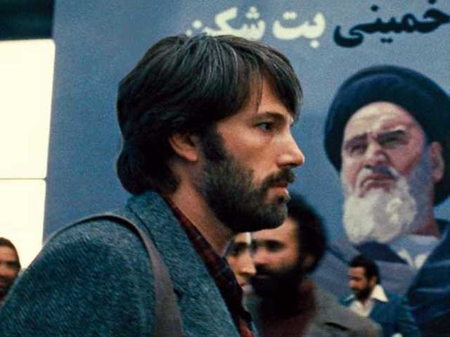 ارگو برنده جایزه اسکار بهترین فیلم از ساخته های بن افلک در ۷ اسفند ۱۳۹۱ شناخته شد. فیلمی که گروگانگیری دیپلماتهای آمریکایی را به دستور خمینی ضد ایرانی و ضد انسان نشان می دهد.