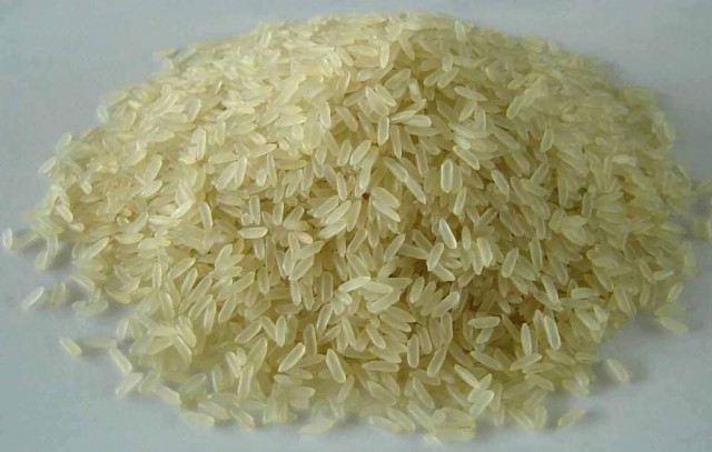 این یک نوع برنج وارداتی است که احتمال آلوده بودن و کشندگی آن زیاد است.