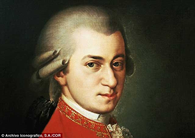 گوش کردن به آهنگهای موزارت  Wolfgang Amadeus Mozart موجب افزایش حافظه می شود.