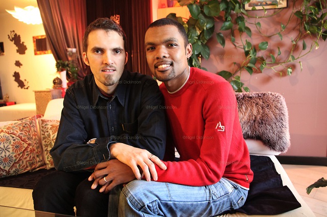 این دو جوان مسلمان ، در فرانسه با هم ازدواج کردند.  