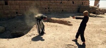 کودکان آموزش دیده در مکتب داعش و مکتب آخوند هرکدام به جنایتکاران و خونخوارانی بی نظیر تبدیل می شوند که معنای رحم و شفقت را هرگز نخواهند دانست.