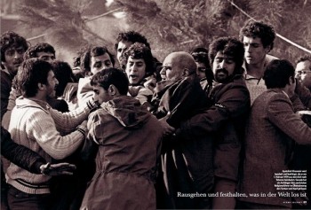 وعدههای آیتالله خمینی به دولت کارتر مفصل و مشخص بود. از جمله بنا بر یک سند مورخ ۲۹ دی ۱۳۵۷ (۱۹ ژانویه ۱۹۷۹) به واشنگتن پاسخ میدهد که جمهوری اسلامی شیرهای نفت را به روی غرب نخواهد بست؛ انقلاب را به منطقه صادر نخواهد کرد و با آمریکا رابطه دوستانه خواهد داشت. شکی نیست که رقابت غرب با شوروی بجایی رسید که امریکا و انگلیس نگران سقوط شاه و ایجاد رژیم کمونیستی در ایران گشته بودند و اسناد مختلف نشان می دهد که غربیها تنها راه مبارزه با نفوذ کمونیسم در ایران را "مذهب" می دانستند؛